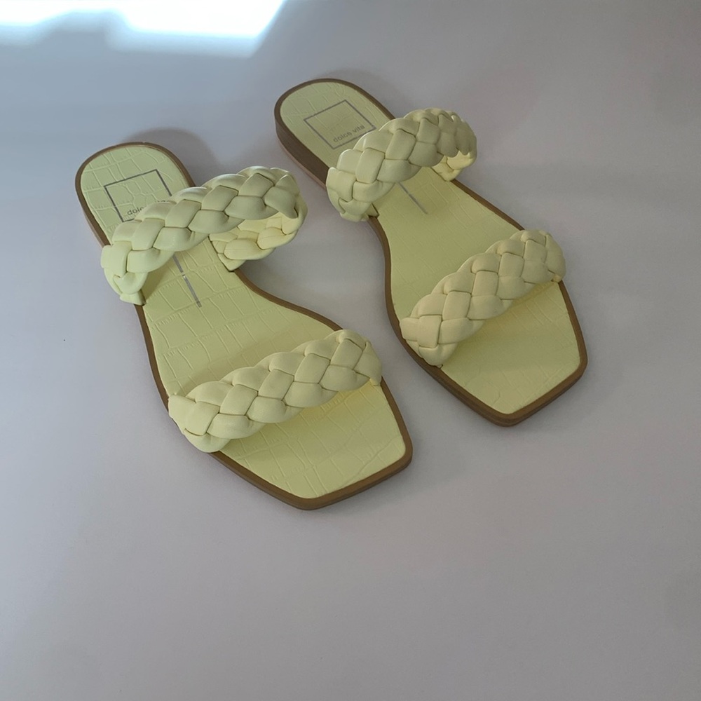 NWOB! Dolce Vita Indy braided flat/pale yellow/7.5